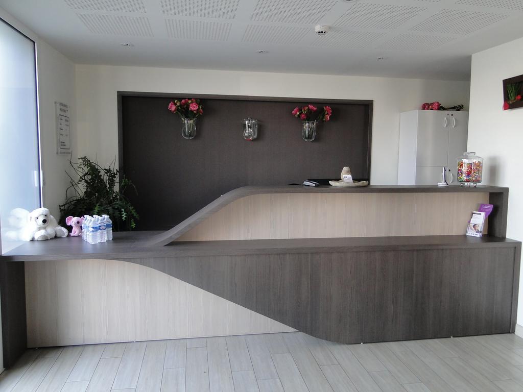 The Originals Access, Hotel Cholet Gare Zewnętrze zdjęcie